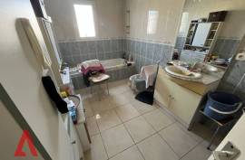 4 room, 103m2 Villa for sale in Roujan - 210 000 € *
