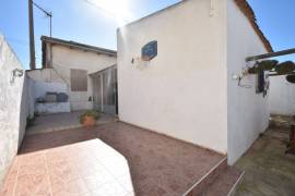 FANTASTIC COUNTRY PROPERTY NEAR DAYA NUEVA FANTASTIC COUNTRY PROPERTY NEAR DAYA NUEVA