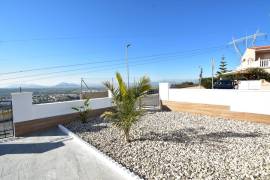 3 BEDROOM MODERN VILLA WITH STUNNING MOUNTAIN VIEWS 3 BEDROOM MODERN VILLA WITH STUNNING MOUNTAIN VIEWS