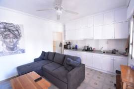 FABULOUS BUNGALOW WITH SPACIOUS GARDEN FABULOUS BUNGALOW WITH SPACIOUS GARDEN