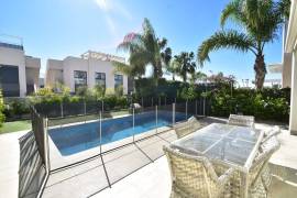 FABULOUS MODERN VILLA WITH POOL IN PUEBLO BRAVO FABULOUS MODERN VILLA WITH POOL IN PUEBLO BRAVO