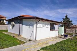 Detached House with 800 sq.m. Garden Only 7 km from Sunny Beach