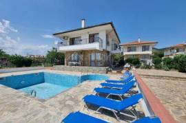 3-Bedroom, 2-Bathroom House with Swimming Pool | 18 km from Sunny Beach, Bulgaria