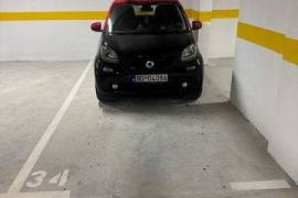 Apartment 42 m² with a parking space in the center of Budva in a new building