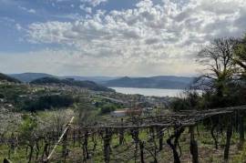 CASA PARA REFORMAR CON MIL METROS FINCA Y VISTAS A LA RÍA