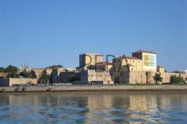 Land for construction of Residential Buildings in the center of Faro