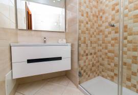One bedroom apartment with panoramic views over Praia dos Aveiros, Albufeira.