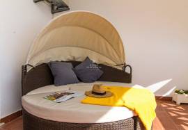 One bedroom apartment with panoramic views over Praia dos Aveiros, Albufeira.