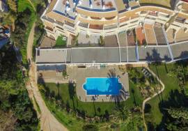 One bedroom apartment with panoramic views over Praia dos Aveiros, Albufeira.