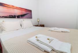One bedroom apartment with panoramic views over Praia dos Aveiros, Albufeira.