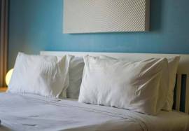 3 bedroom apartment available for extended stays up to 4 months !