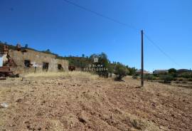 House to Recover in Salir - Freixo Seco