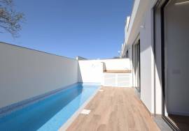 ONLY 2 REMAINING at 680.000 Euros! NEW, Luxury 3 bedroom, 3 bathroom villas with pool in Fuseta. ONLY 2 REMAINING at 680.000 Euros! NEW, Luxury 3 bedroom, 3 bathroom villas with pool in Fuseta.
