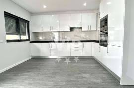 OLHÃO - THREE BEDROOM APARTMENT - OLHÃO - THREE BEDROOM APARTMENT -