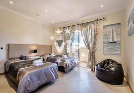 BOLIQUEIME  - PATÃ - SIX BEDROOMS VILLA