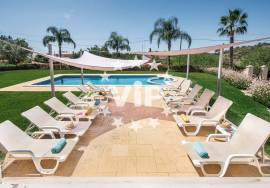 BOLIQUEIME  - PATÃ - SIX BEDROOMS VILLA