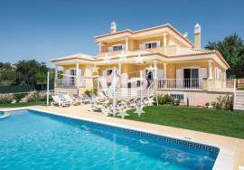 BOLIQUEIME  - PATÃ - SIX BEDROOMS VILLA