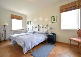 LOULÉ - LUXURY VILLA WITH 4 BEDROOMS - PISCiNA - GARDEN -