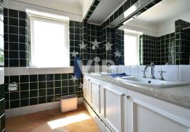 LOULÉ - LUXURY VILLA WITH 4 BEDROOMS - PISCiNA - GARDEN -