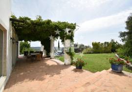 LOULÉ - LUXURY VILLA WITH 4 BEDROOMS - PISCiNA - GARDEN -