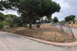 Spectacular plot with mountain views in Cabrils (Costa del Maresme)