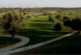 Plot for building a house on a golf course Plot for building a house on a golf course