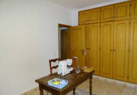 4 Bedroom farm house for sale in Bensafrim