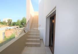 3 BEDROOM TOWNHOUSE WITH GARAGE WITH LEISURE AREA - PENINA