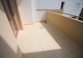 3 BEDROOM TOWNHOUSE WITH GARAGE WITH LEISURE AREA - PENINA