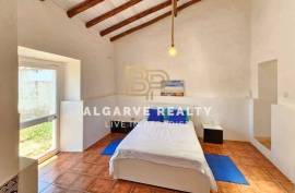 TRADITIONAL ALGARVE RURAL HOUSE T3+1