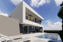 3+1 bedroom villa with pool and garage 5 min from the beaches Ferragudo