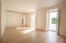 Lisbon Santa Catarina – Elegant 2-Bedroom Apartment with Sunny Terrace and Two Suites