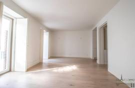 Lisbon Santa Catarina – Elegant 2-Bedroom Apartment with Sunny Terrace and Two Suites