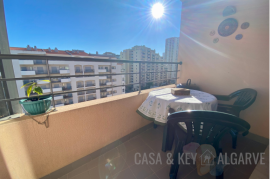 T0+1 Apartment For Sale In Portimão