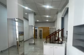 Commercial premises for rent and sale in Castro Urdiales.