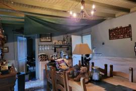 For Sale - 3 Bed House with attached Garden in Moulismes - Vienne