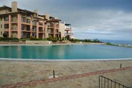 2 BED 2 BATH apartment with direct sea v...