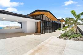 Casa Mar De Paraiso: Modern Design with Unrivaled Views