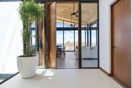 Casa Mar De Paraiso: Modern Design with Unrivaled Views
