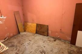 €29950 - Town House to Renovate with Small Exterior