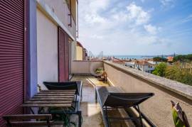 4+1 beds duplex apartment with sea view