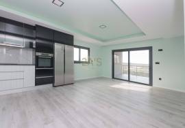 Excellent Independent Residence with Views of the Countryside and Mountain
