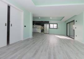 Excellent Independent Residence with Views of the Countryside and Mountain