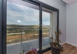 Excellent Independent Residence with Views of the Countryside and Mountain