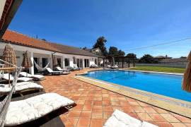 Luxurious 16 Bedroom Property in Central Portugal