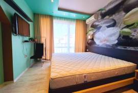 Luxury 1 BED maisonette, 102 sq.m., in S...