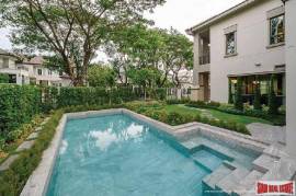New Estate of Luxury 6 Bed Mansions with Private Pools at Pinklao-Phetkasem
