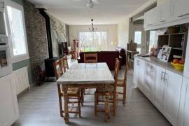 €180850 - Detached 4 Bedroom Bungalow with Garage and Beautiful Garden On Over 1 Acre