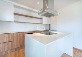 3 bedroom apartment in condominium with swimming pool. 3 bedroom apartment in condominium with swimming pool.
