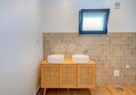 3 bedroom apartment in condominium with swimming pool. 3 bedroom apartment in condominium with swimming pool.